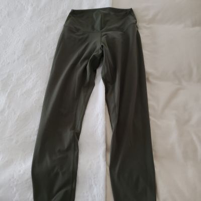 Colorfulkoala size medium leggings, Army Green